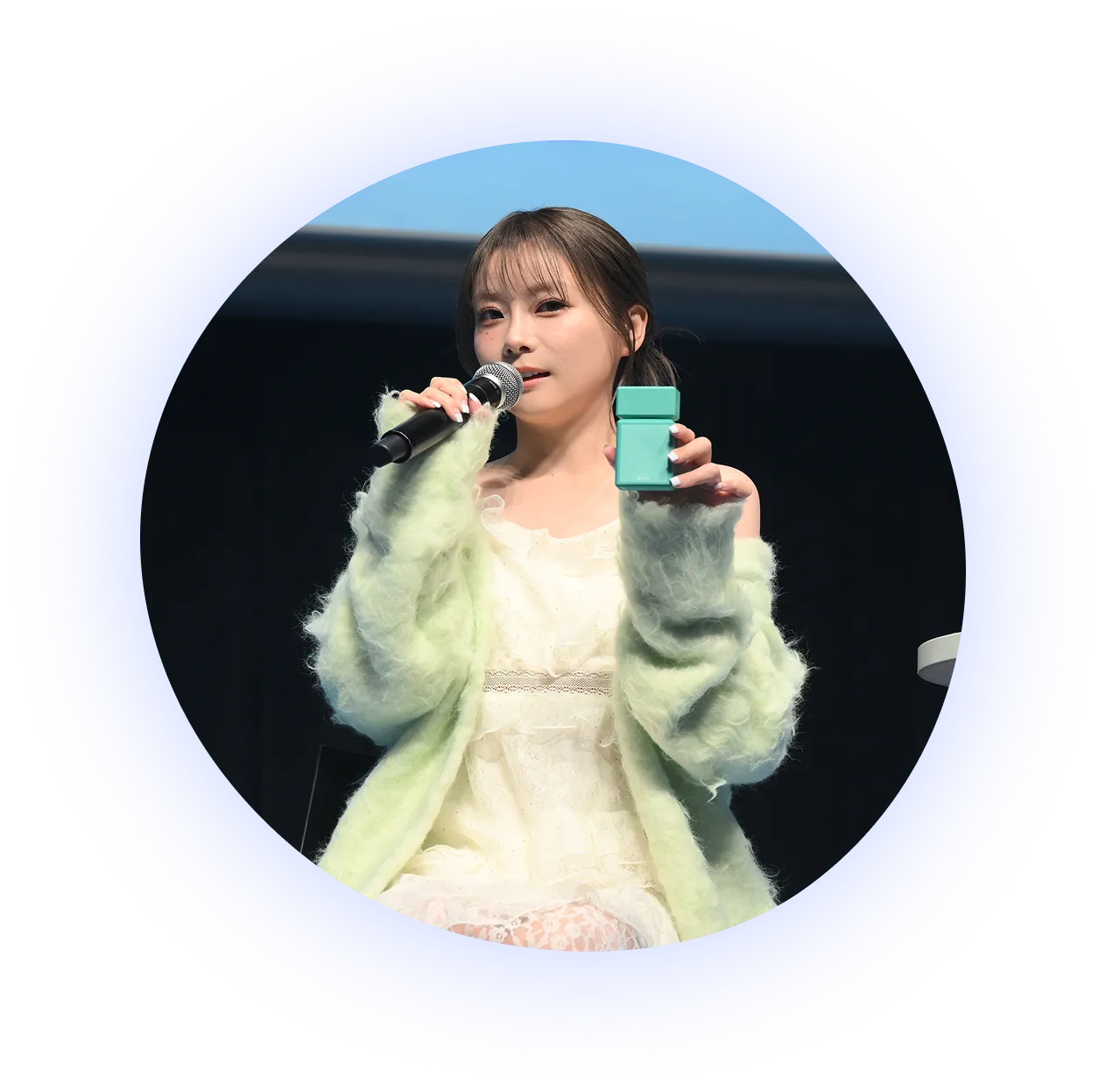 重盛さと美さん